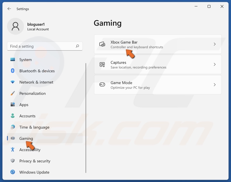 Select the Gaming tab and click Xbox Game Bar